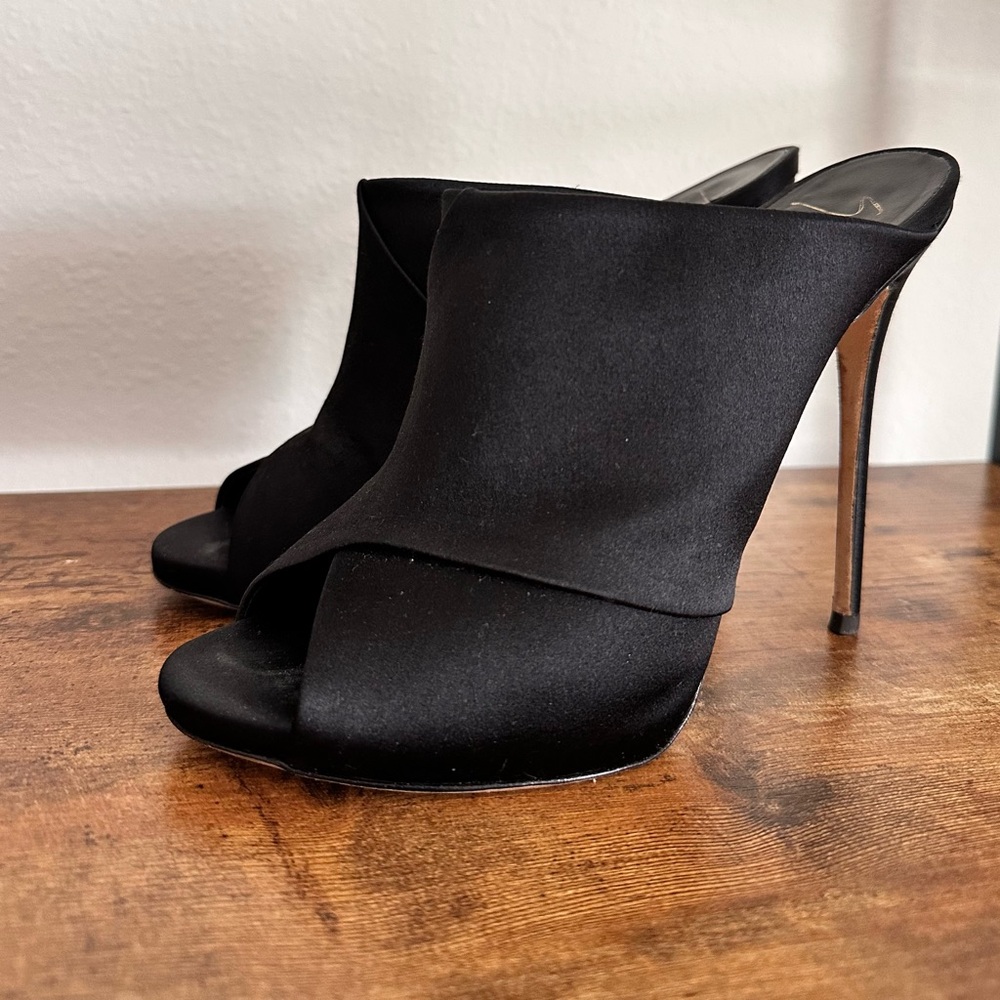 Giuseppe Zanotti Black Satin Mules
